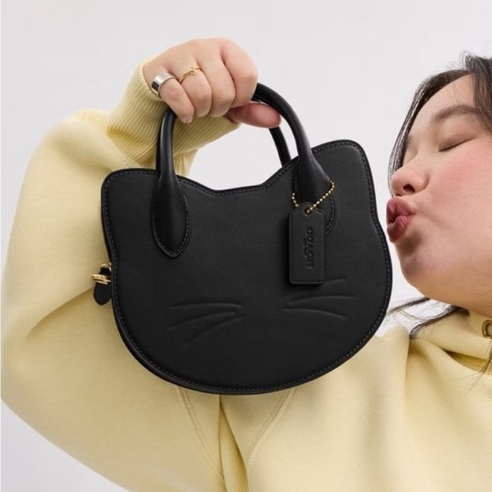 New Coach Halloween Black Cat Crossbody CW615 - Picture 2 of 6